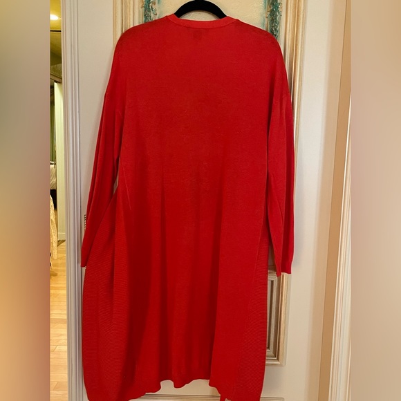 Duster - Picture 3 of 4